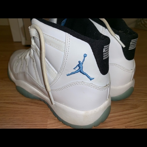 Jordan 11’s - Picture 6 of 8
